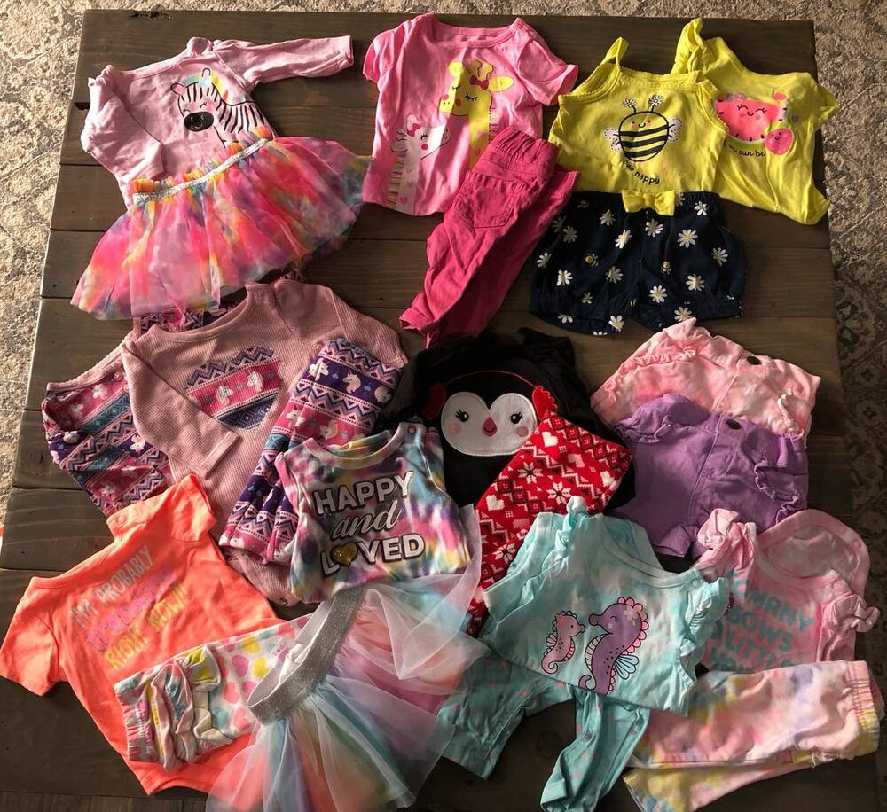 39 piece baby girls Carters clothes size 3 months